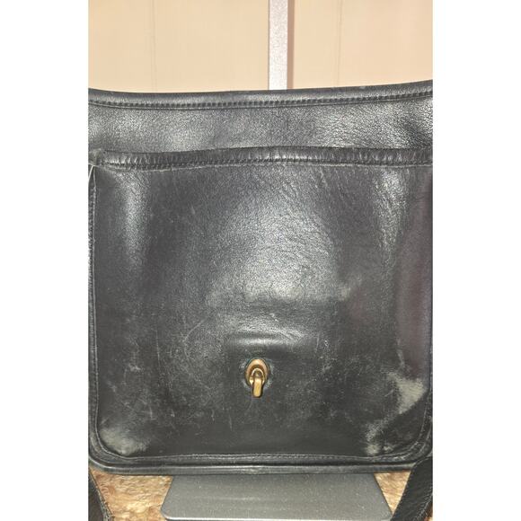 Coach Vintage Black Station Leather Ladies Purse - Picture 6 of 11